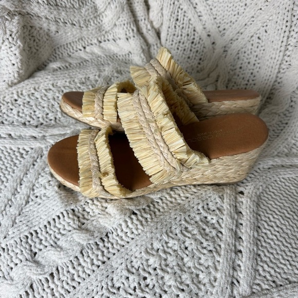 Andre Assous Nori Fringe Espadrille Wedge Size 37 main image 2